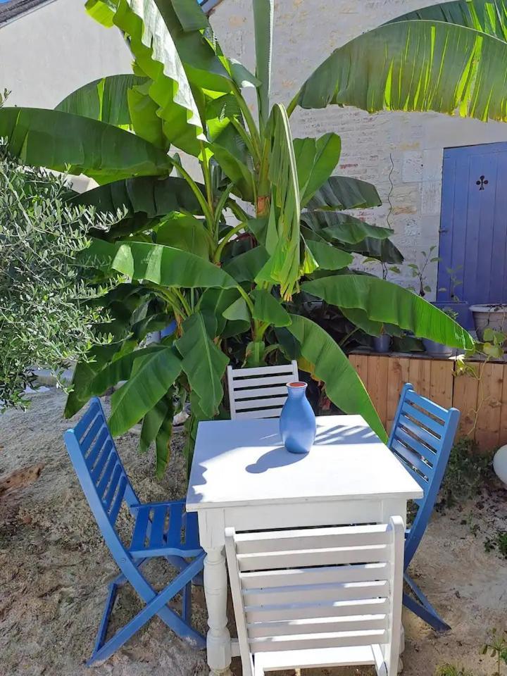 Chambre Bleue Avec Acces Plage Bourges Exterior foto